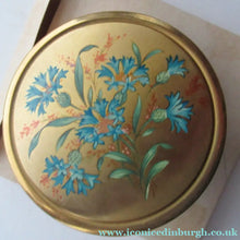 Load image into Gallery viewer, 1950s Powder Compact with Blue Flowers
