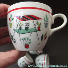 Load image into Gallery viewer, Vintage 1950s Tableware: Rare Crown Ducal Arizona Pattern. FOUR TEA CUPS AND SAUCERS
