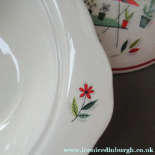 Load image into Gallery viewer, Vintage Garden Design 1950s Crown Ducal Arizona Serving Dish or Tureen

