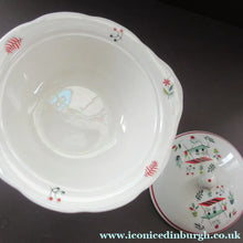 Load image into Gallery viewer, Vintage Garden Design 1950s Crown Ducal Arizona Serving Dish or Tureen
