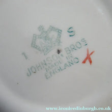 Load image into Gallery viewer, 1950s Johnson Brothers Autumn Leaves Set of Five Oval Bowls
