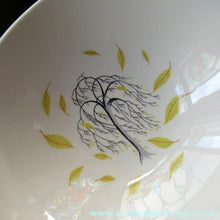 Load image into Gallery viewer, 1950s Johnson Brothers Autumn Leaves Set of Five Oval Bowls

