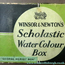 Load image into Gallery viewer, Vintage 1950s WINDSOR &amp; NEWTON Metal Watercolour Box with 12 Full Paint Pans. Original Retail Box
