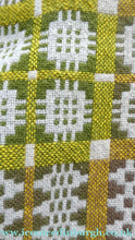 Load image into Gallery viewer, Vintage 1960s / 1970s Welsh Wool Blanket. Excellent Condition with No Damages
