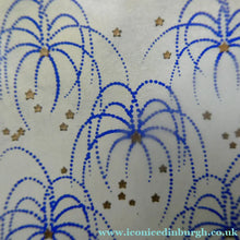 Load image into Gallery viewer, 1960s Vintage Enamel Power Compact with  Fireworks Pattern
