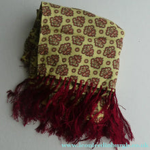 Load image into Gallery viewer, Original Vintage Tootal All Rayon Scarf / Cravat
