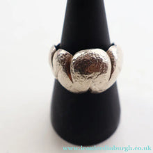 Load image into Gallery viewer, Vintage 1970s Chunky Silver Brutalist Signet Ring.  Size Q
