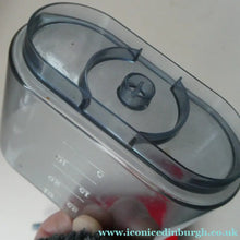 Load image into Gallery viewer, Vintage 1970s Portable Space Age Kitchen Scales by Terraillon PL350. Fabulous Scarlet Red Colour
