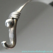 Load image into Gallery viewer, 1970s Silver (925) Bracelet with Art Nouveau Style Round Shield Decoration and Hook Clasp
