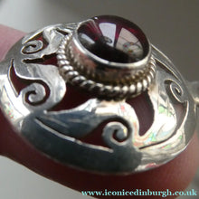 Load image into Gallery viewer, 1970s Silver (925) Bracelet with Art Nouveau Style Round Shield Decoration and Hook Clasp
