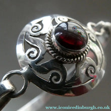 Load image into Gallery viewer, 1970s Silver (925) Bracelet with Art Nouveau Style Round Shield Decoration and Hook Clasp
