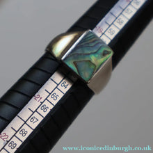 Load image into Gallery viewer, Vintage 1970s Silver Signet Ring with Small Square Abalone Inclusion. Size T
