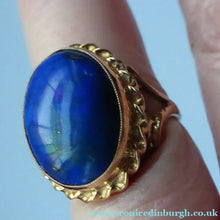 Load image into Gallery viewer, Vintage 9ct gold ring with lapis lazuli Stone
