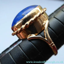 Load image into Gallery viewer, Vintage 9ct gold ring with lapis lazuli Stone
