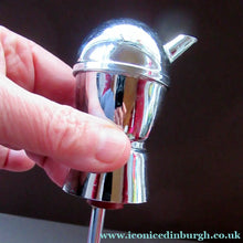 Load image into Gallery viewer, 1950s Vintage American Mr Bartender Jigger or Drinks Measure Bottle Stopper
