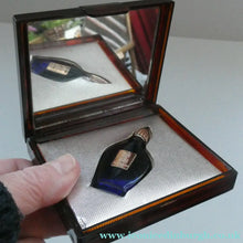 Load image into Gallery viewer, Vintage Bourjois "Evening In Paris" Mini Perfume Bottle In Mirrored Vanity Case / Card Case
