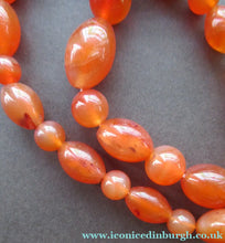 Load image into Gallery viewer, Vintage Carnelian Agate Amber Coloured Beads Necklace. Length: 23 inches
