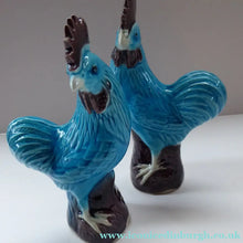 Load image into Gallery viewer, Vintage Chinese Export Blue Roosters. Pair
