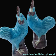 Load image into Gallery viewer, Vintage Chinese Export Blue Roosters. Pair
