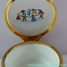 Load image into Gallery viewer, Vintage Halcyon Days Enamel Christmas Box 1993. Medieval Carol Singers
