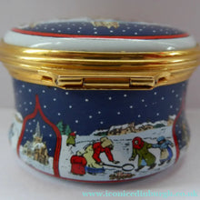 Load image into Gallery viewer, Vintage Halcyon Days Enamel Christmas Box 1993. Medieval Carol Singers
