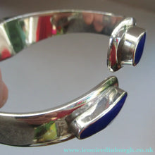 Load image into Gallery viewer, Vintage 925 Sterling Silver Bracelet with Lapis Lazuli Inset Decorations
