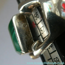 Load image into Gallery viewer, Vintage Unusual Shape MEXICAN SILVER Ring with Inset Oblong Green Malachite Stone
