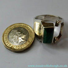 Load image into Gallery viewer, Vintage Unusual Shape MEXICAN SILVER Ring with Inset Oblong Green Malachite Stone
