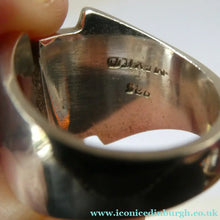 Load image into Gallery viewer, Vintage Unusual Shape MEXICAN SILVER Ring with Inset Oblong Green Malachite Stone
