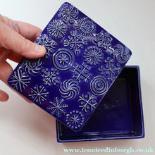 Load image into Gallery viewer, Vintage PORTMEIRION Glossy Blue TOTEM Ceramic Lidded Box or Butter Dish
