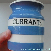 Load image into Gallery viewer, Vintage TG Green CORNISHWARE Lidded Storage Jar for CURRANTS: 5 Inches in Height. Black Shield Mark
