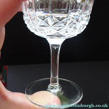 Load image into Gallery viewer, Vintage TUDOR Crystal Sherry or Liqueur Glass. SINGLE GLASS. 4 inches in height
