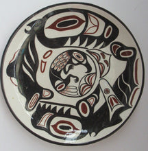 Load image into Gallery viewer, 1970s David Lambert Raven Inside Killer Whales Decorative Plate. Vancouver Canada
