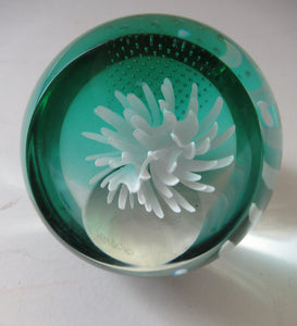 Scottish Paperweight Caithness Glass White Aster 1999