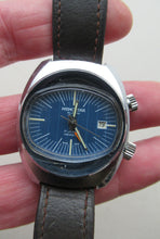 Load image into Gallery viewer, 1970s Vintage Space Age Memostar Wristwatch with blue face
