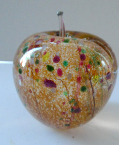Isle of Wight Vintage Apple Paperweight. Golden Delicious