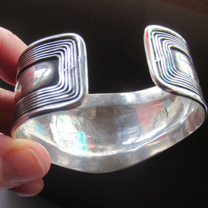 Vintage 925 Silver Cuff Bracelet with Onyx Cabochon Mexican