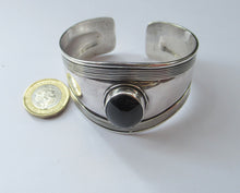 Load image into Gallery viewer, Vintage 925 Silver Cuff Bracelet with Onyx Cabochon Mexican
