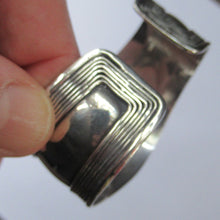 Load image into Gallery viewer, Vintage 925 Silver Cuff Bracelet with Onyx Cabochon Mexican
