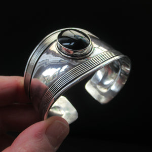 Vintage 925 Silver Cuff Bracelet with Onyx Cabochon Mexican