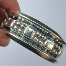 Load image into Gallery viewer, Vintage Mexican Silver Hinged Bracelet Brutalist Design

