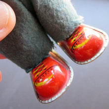 Load image into Gallery viewer, Alps 1950s Japanese Clockwork Bear Cubby Bear
