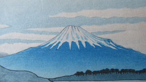 Gihachiro Okuyama (1907 - 1981). Vintage Japanese Woodblock Print of Mount Fuji