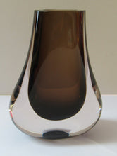 Load image into Gallery viewer, 1960s Geoffrey Baxter Cinnamon Ham Bone Whitefriars Glass Vase
