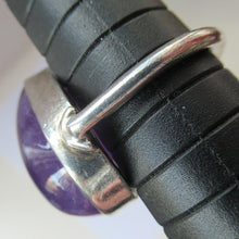 Load image into Gallery viewer, Vintage 925 Solid Silver Ring Flower Head with Amethyst Crystals UK Size O
