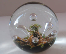 Load image into Gallery viewer, Caithness Paperweight Colin Terris Seadance 1993
