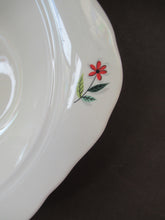 Load image into Gallery viewer, Vintage Garden Design 1950s Crown Ducal Arizona Serving Dish or Tureen
