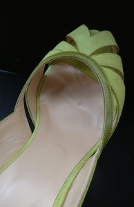 Pre-Loved Louboutin Shoes UK Size 5 1/2 Original Box. As New