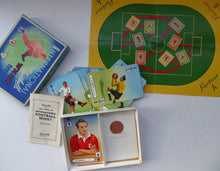 Load image into Gallery viewer, 1940s Vintage Football Card Game. International Football Whist Pepys
