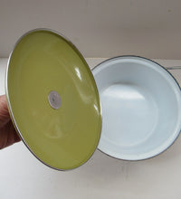 Load image into Gallery viewer, Vintage 1960s Catherineholm Casserole Dish Lotus Pattern

